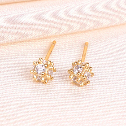 Fashion Snowflake Crystal Ear Bone Stud
