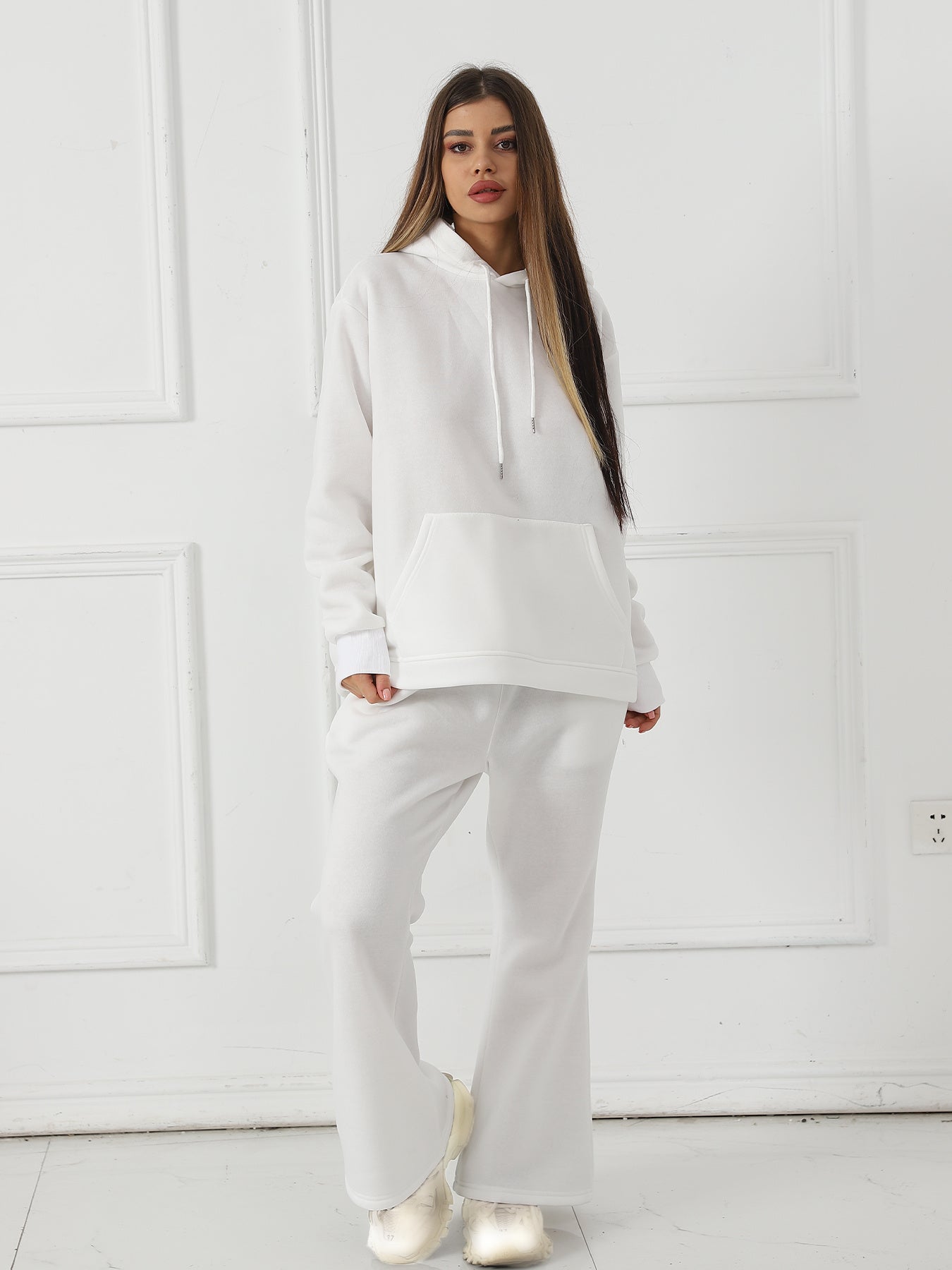 Women's Long Sleeved Sweatshirt Set