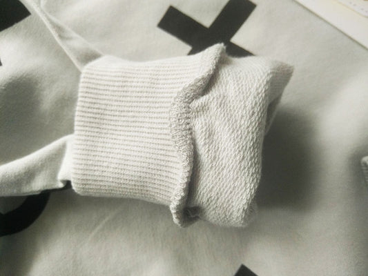 Long-sleeved sweater T-shirt