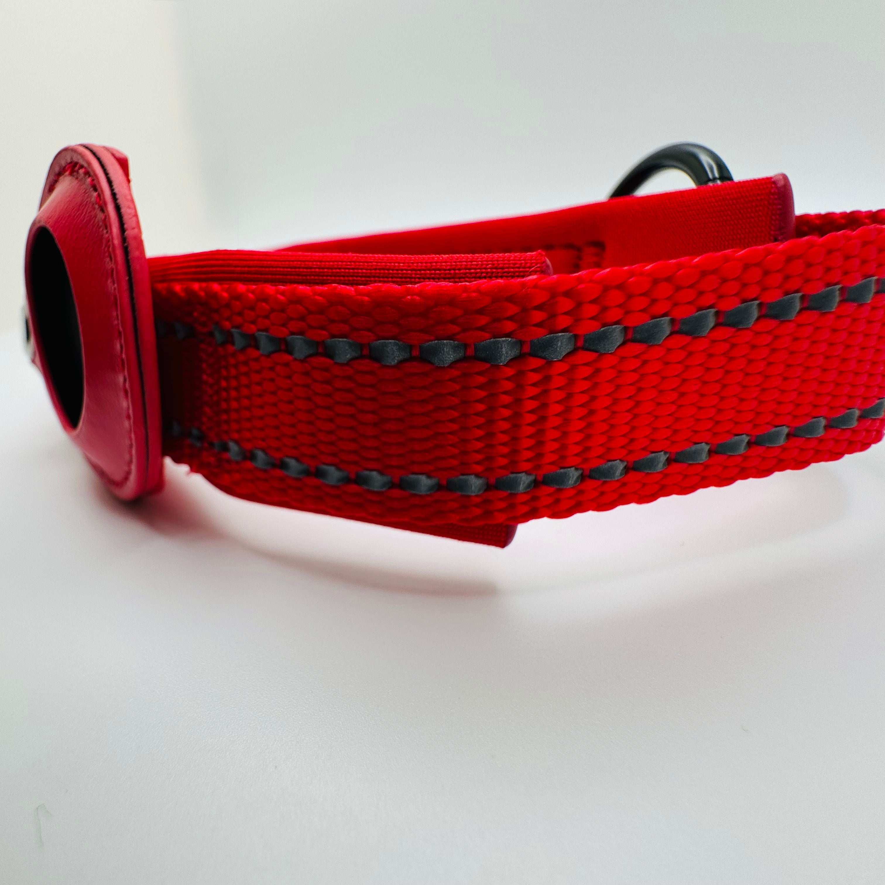 Pet AirTag Holder Collar – Anti-Loss for Cats & Dogs