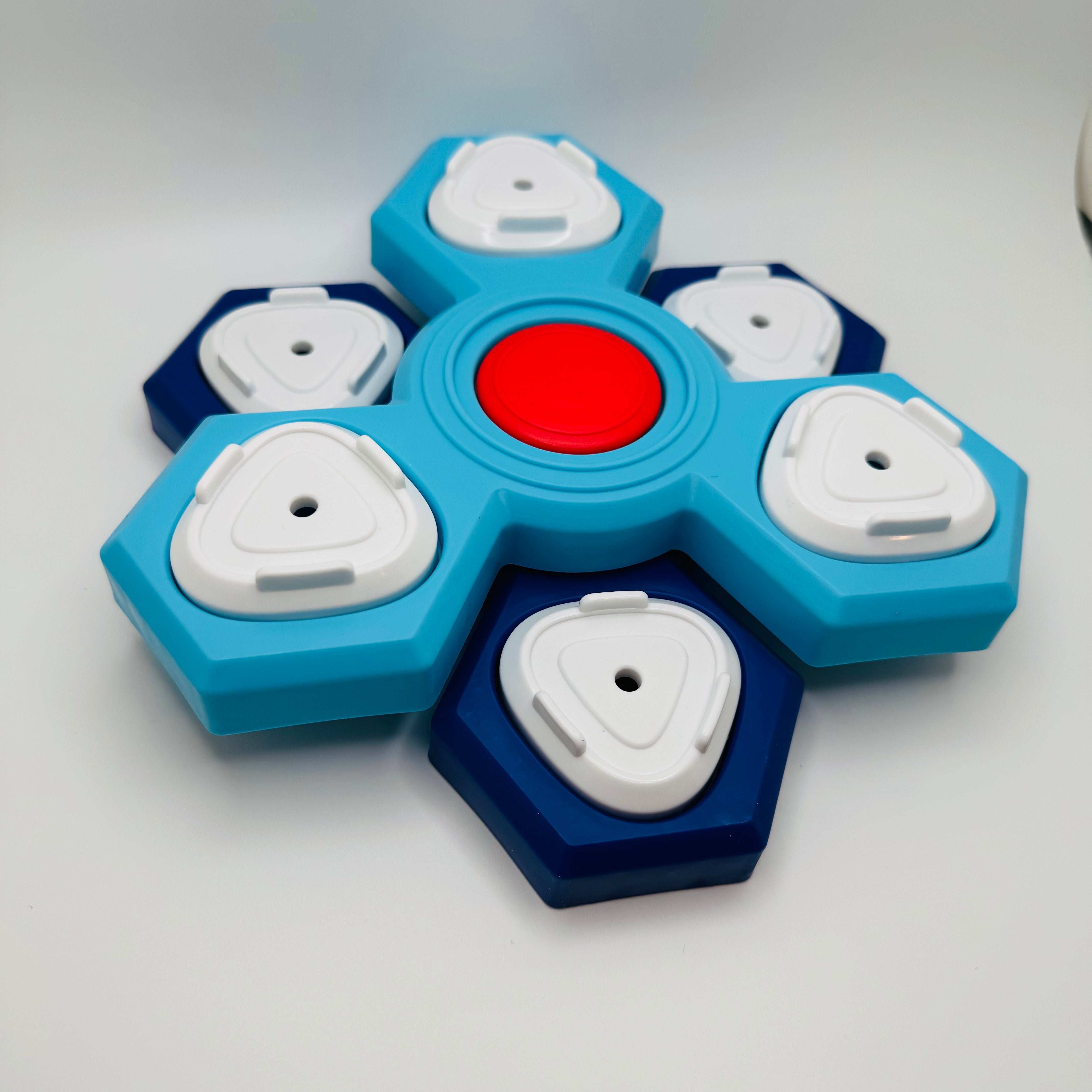 Dog Puzzle Toy – Honeycomb Interactive Feeder