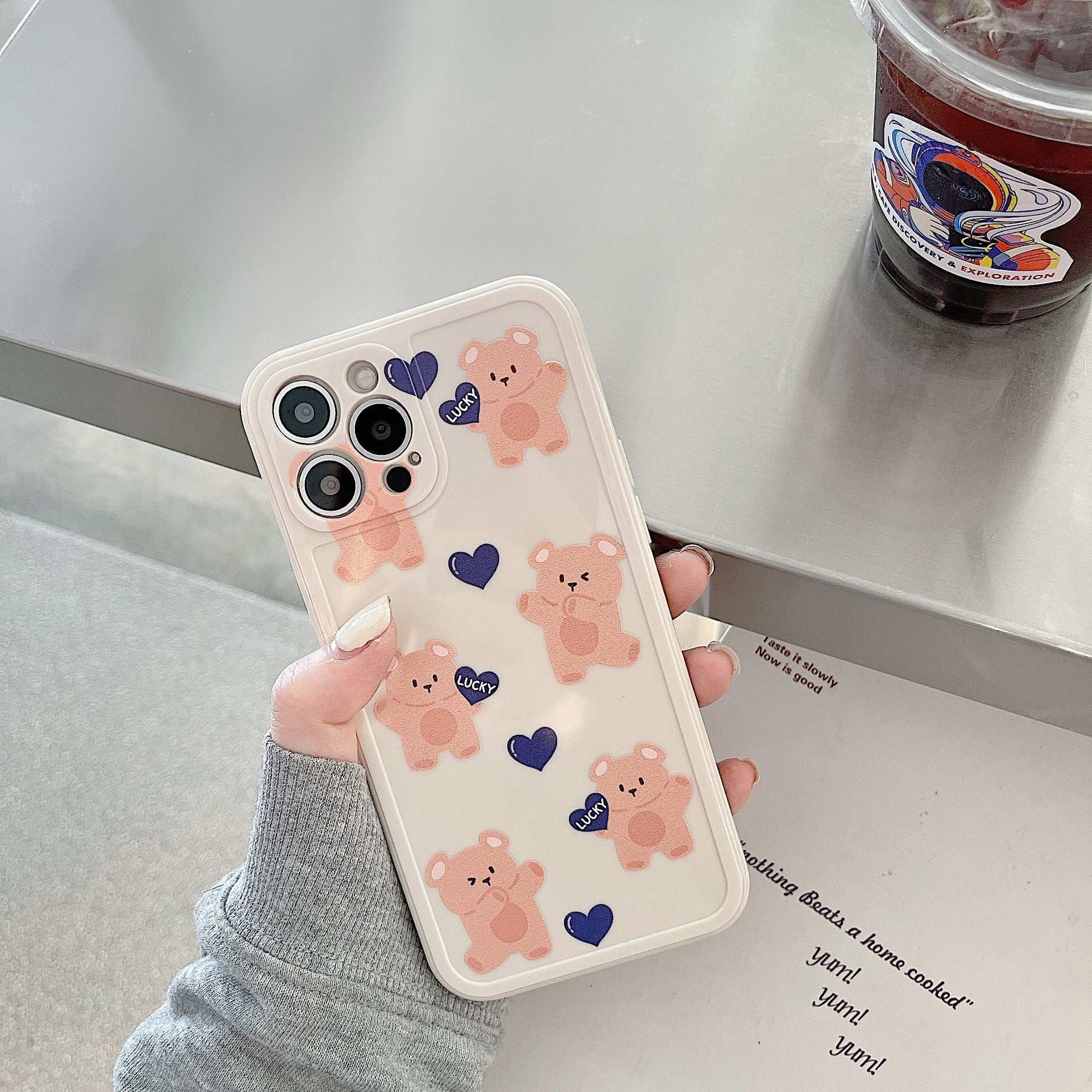 Cute Bear Pattern Printed Phone Case - MyStylz